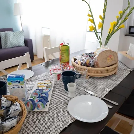 My Place Mit Fruehstueckspaket - With Breakfastbox Panzió Frankfurt am Main