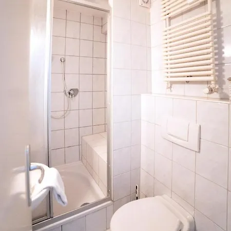 Alojamento de Acomodação e Pequeno-almoço My Place Mit Fruehstueckspaket - With Breakfastbox 4*