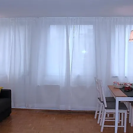 My Place Mit Fruehstueckspaket - With Breakfastbox Bed & Breakfast 4*
