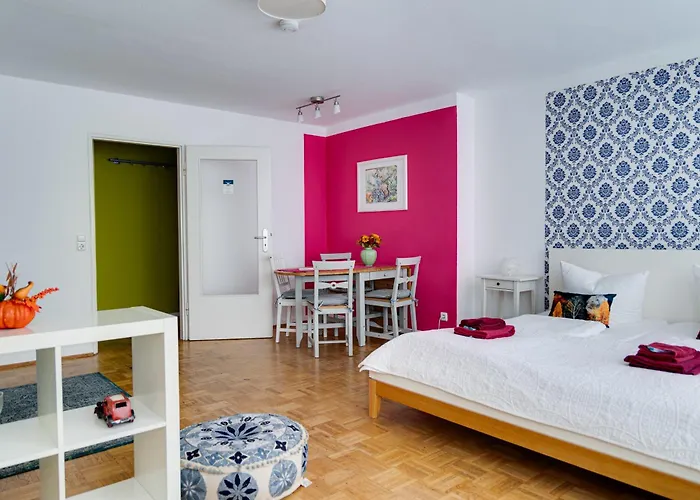 My Place Mit Fruehstueckspaket - With Breakfastbox Bed & Breakfast 4*