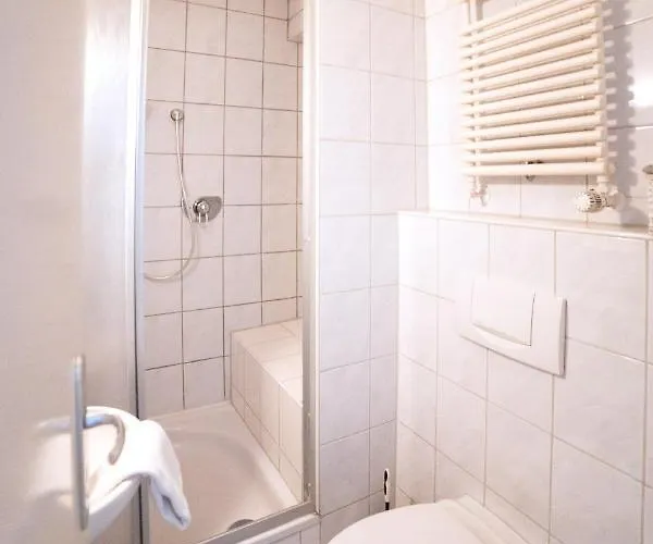 B&B My Place Mit Fruehstueckspaket - With Breakfastbox 4*