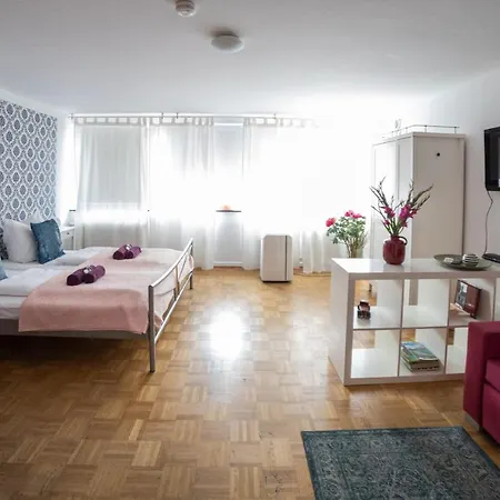 My Place Mit Fruehstueckspaket - With Breakfastbox 4* Francfort-sur-le-Main