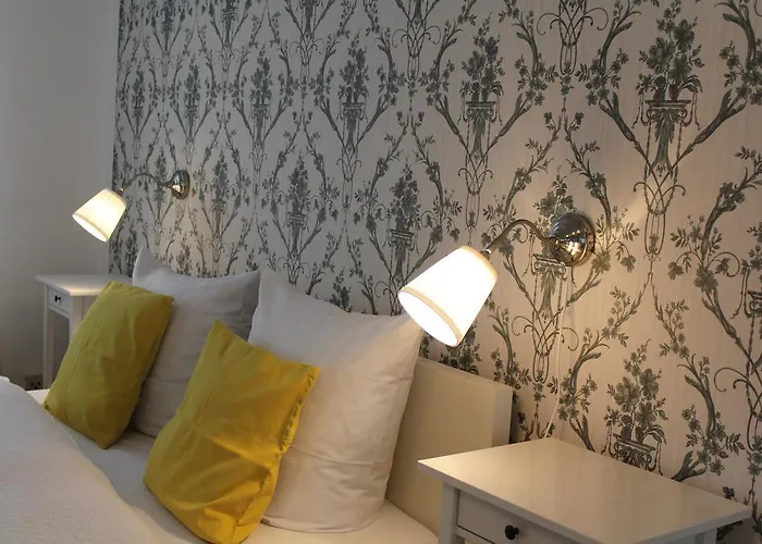 Bed & Breakfast My Place Mit Fruehstueckspaket - With Breakfastbox 4*